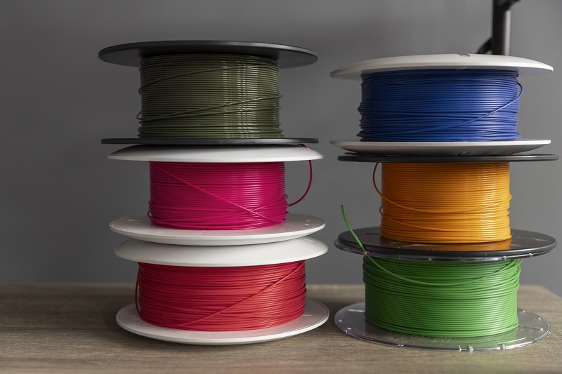 Le guide des filaments 3D : PLA, PETG, ABS, quel plastique choisir ?